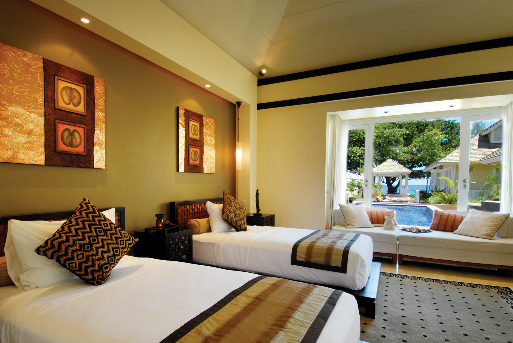 Banyan Tree Seychelles Hotel Takamaka Exterior photo