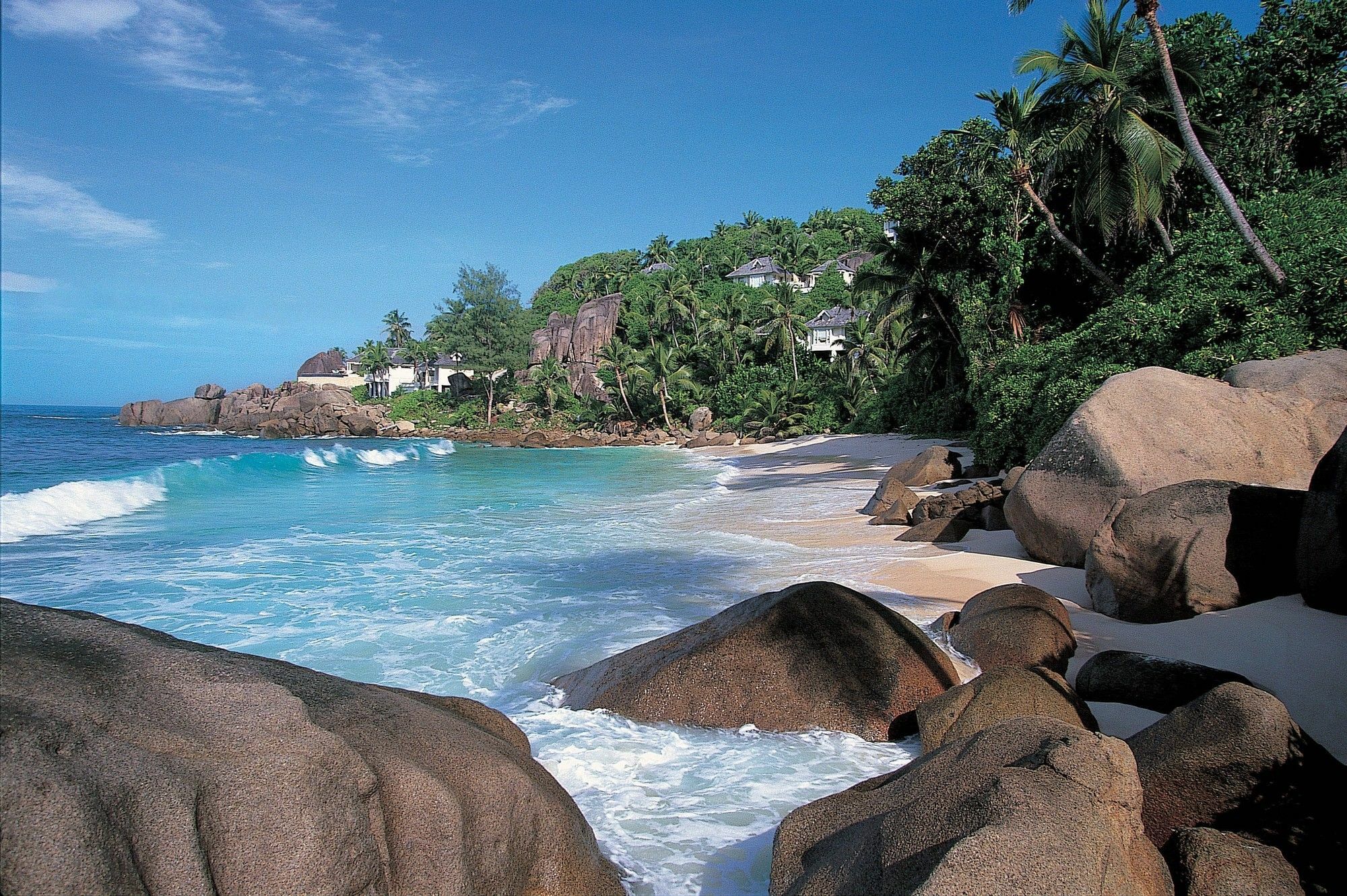 Banyan Tree Seychelles Hotel Takamaka Exterior photo
